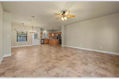 713 Englemann Oak Dr, Fredericksburg, TX 78624 - Photo 5