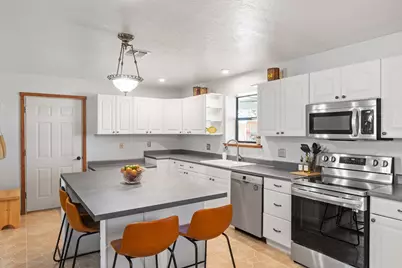 382 Windsong Lane, Fredericksburg, TX 78624 - Photo 23