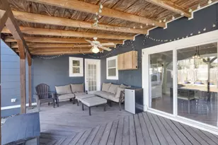 414 W Jefferson St, Kerrville, TX 78028 - Photo 17