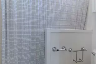 414 W Jefferson St, Kerrville, TX 78028 - Photo 11