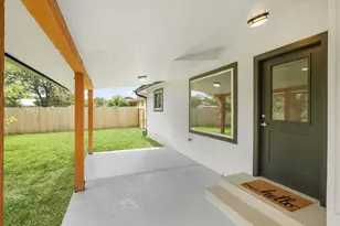 323 Broadmoor St, Fredericksburg, TX 78624 - Photo 19