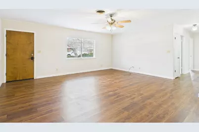 209 Forest Trail Dr, Fredericksburg, TX 78624 - Photo 5