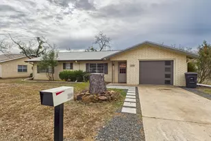 209 Forest Trail Dr, Fredericksburg, TX 78624 - Photo 1