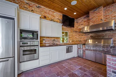 2409 W Commerce St, San Saba, TX 76877 - Photo 63