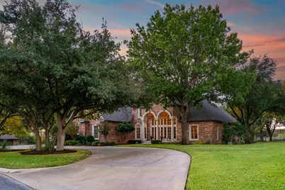 2409 W Commerce St, San Saba, TX 76877 - Photo 3