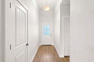 303 Winston Dr, Fredericksburg, TX 78624 - Photo 3