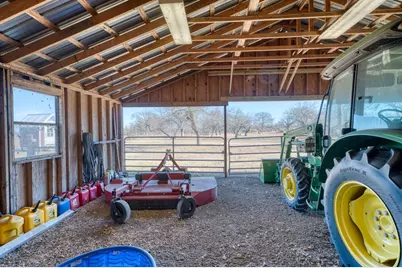 249 Southwoods Dr, Fredericksburg, TX 78624 - Photo 33