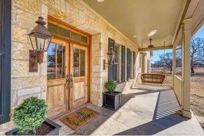 249 Southwoods Dr, Fredericksburg, TX 78624 - Photo 3