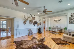 249 Southwoods Dr, Fredericksburg, TX 78624 - Photo 5