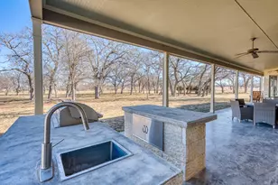 249 Southwoods Dr, Fredericksburg, TX 78624 - Photo 19