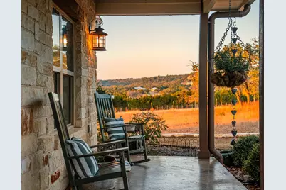 34 Rusty Spur Dr, Fredericksburg, TX 78624 - Photo 15