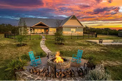 34 Rusty Spur Dr, Fredericksburg, TX 78624 - Photo 3