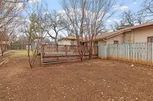 505 Waldrip St, Fredericksburg, TX 78624 - Photo 31