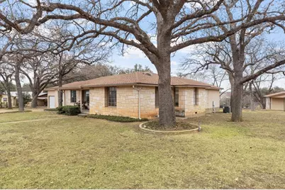 505 Waldrip St, Fredericksburg, TX 78624 - Photo 39
