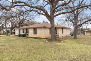 505 Waldrip St, Fredericksburg, TX 78624 - Photo 39