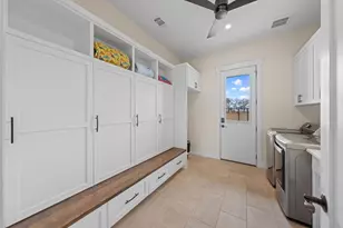 1402 Country Side Bend, Fredericksburg, TX 78624 - Photo 27