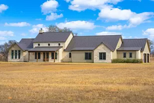 1402 Country Side Bend, Fredericksburg, TX 78624 - Photo 1