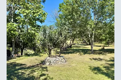 204 Aqua Vista Dr, Kerrville, TX 78028 - Photo 7