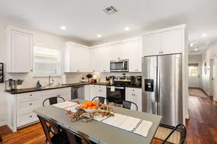 924 Apple St, Fredericksburg, TX 78624 - Photo 9