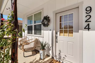 924 Apple St, Fredericksburg, TX 78624 - Photo 21