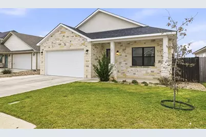 121 Feather Way, Fredericksburg, TX 78624 - Photo 1
