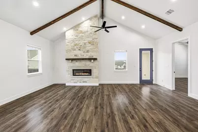 121 Feather Way, Fredericksburg, TX 78624 - Photo 5