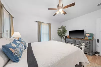 314 W Hackberry St, Fredericksburg, TX 78624 - Photo 15