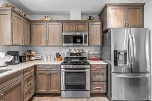 314 W Hackberry St, Fredericksburg, TX 78624 - Photo 11