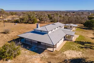 622 Paradise Ranch Rd, Fredericksburg, TX 78624 - Photo 3