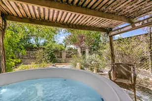 511 W Austin St, Fredericksburg, TX 78624 - Photo 5