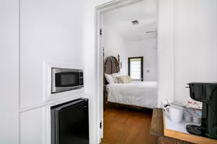 511 W Austin St, Fredericksburg, TX 78624 - Photo 13