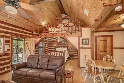 511 W Austin St, Fredericksburg, TX 78624 - Photo 29