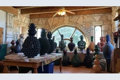 108 Oak Rd, Fredericksburg, TX 78624 - Photo 11