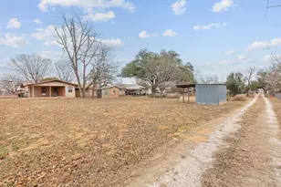 113 W Nimitz St, Fredericksburg, TX 78624 - Photo 21