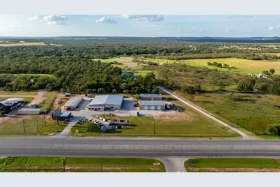 10034, 10046 E US Hwy 290, Fredericksburg, TX 78624 - Photo 11