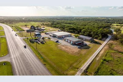 10034, 10046 E US Hwy 290, Fredericksburg, TX 78624 - Photo 3