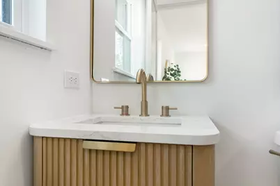 809 N Edison St, Fredericksburg, TX 78624 - Photo 13