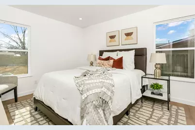 809 N Edison St, Fredericksburg, TX 78624 - Photo 17