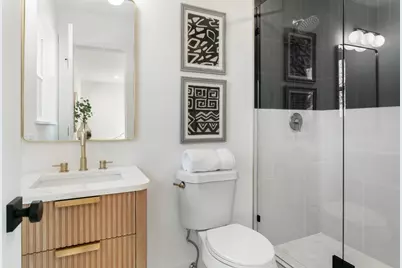 809 N Edison St, Fredericksburg, TX 78624 - Photo 11