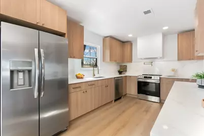 809 N Edison St, Fredericksburg, TX 78624 - Photo 19