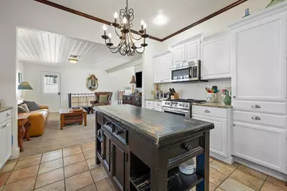 501 N Pine St, Fredericksburg, TX 78624 - Photo 15