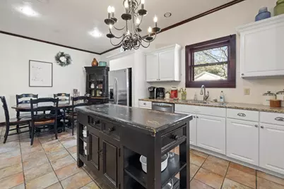 501 N Pine St, Fredericksburg, TX 78624 - Photo 13