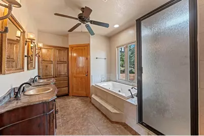 142 Ledge Stone Ln, Hunt, TX 78024 - Photo 13