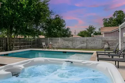 915 Bell St, Fredericksburg, TX 78624 - Photo 1
