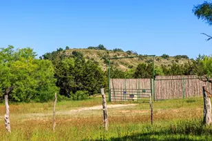 3610 Welgehausen Rd, Fredericksburg, TX 78624 - Photo 29