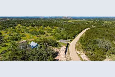 3610 Welgehausen Rd, Fredericksburg, TX 78624 - Photo 23