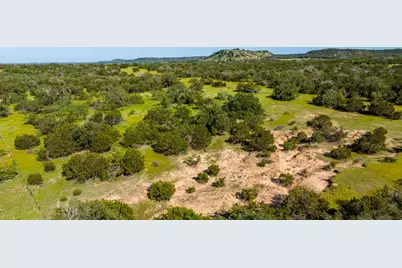 3610 Welgehausen Rd, Fredericksburg, TX 78624 - Photo 27