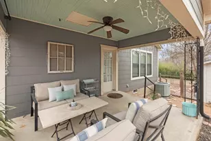 403 E Schubert St, Fredericksburg, TX 78624 - Photo 27