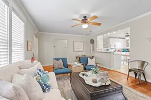 403 E Schubert St, Fredericksburg, TX 78624 - Photo 11