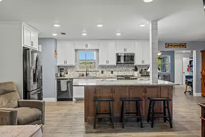 106 Bobwhite Trail, Fredericksburg, TX 78624 - Photo 5